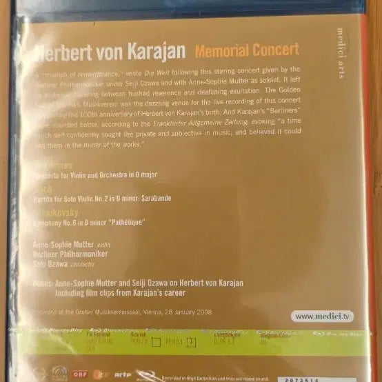 [BUNJANG] Herbert von Karajan Memorial Concert Blu-ray (Sealed) / 허버트 폰 카라얀 메모리얼 콘서트 (Herbert von Karajan Memorial Concert) 블루레이 미개봉(새상품)