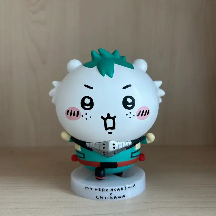 [BUNJANG] Chiikawa x My Hero Academia Izuku Midoriya Figure / 급처) 나히아 히로아카 치이카와 콜라보 피규어 치이카와 미도리야 데쿠
