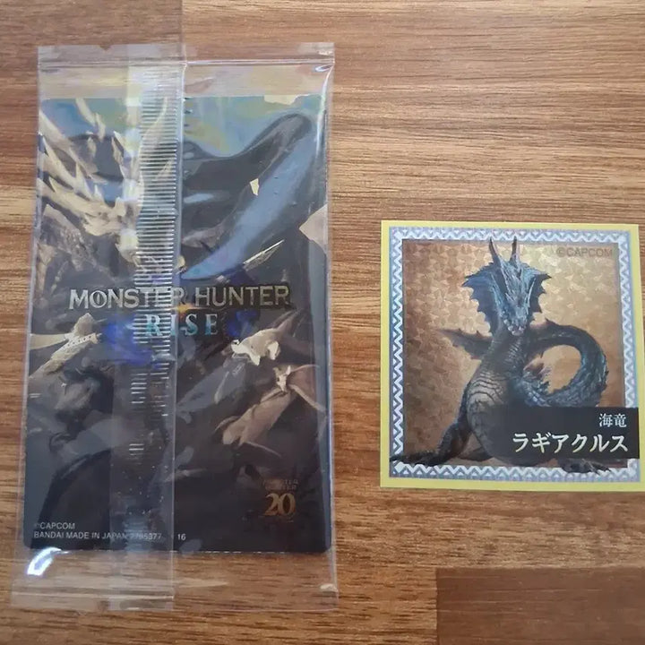 [BUNJANG] Monster Hunter Rise Card and Sticker Set / 몬스터헌터 라이즈 카드 와 스티커