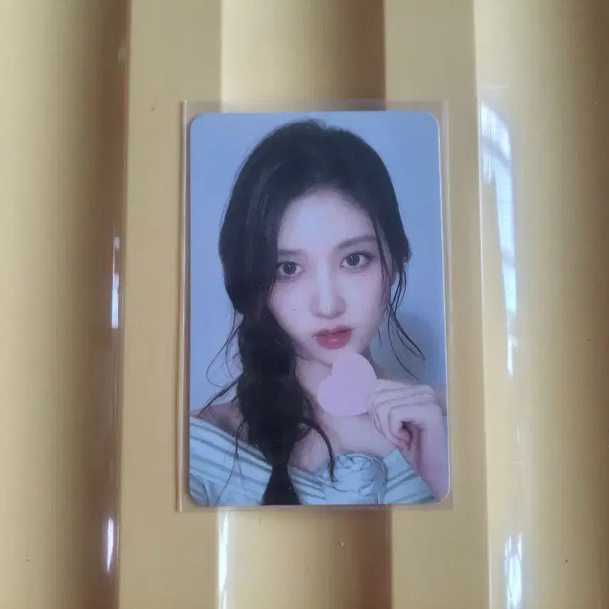 [BUNJANG] IVE Gaeul Photocard / 아이브 가을 포토카드 (덤 많이)