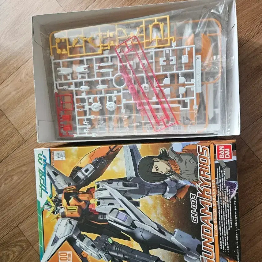 [BUNJANG] Bandai Gundam Curios MG 1/100 Assembly Kit / 반다이 건담 큐리오스 MG 1/100 조립 키트