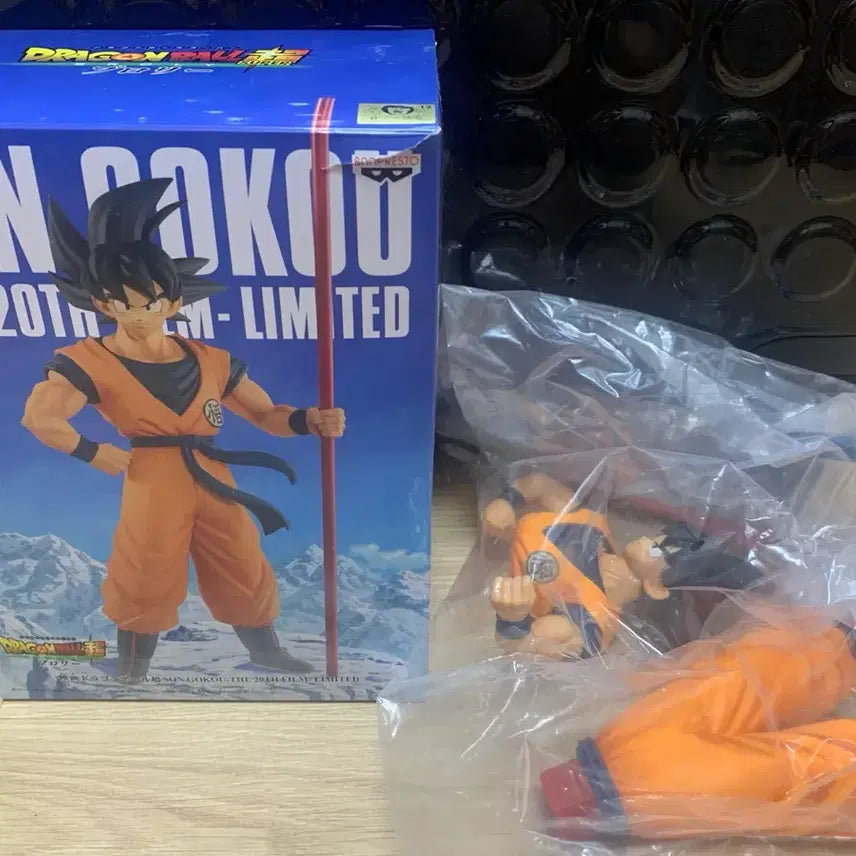 [BUNJANG] Dragon Ball Goku Childhood 20th Anniversary Limited Edition Figure with Kinto&