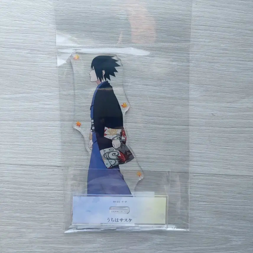 [BUNJANG] Naruto Sasuke Autumn Walk Acrylic Stand / 나루토 사스케 가을걷기 아크릴 스탠드