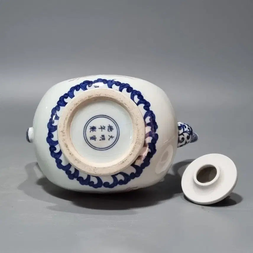 [BUNJANG] Daemyeong Seondeok Period Celadon Glazed Red Lotus Pattern Vase / 대명선덕년제 청화유리홍 연화문 집호. 고25.5