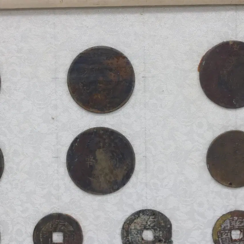 [BUNJANG] Antique Coin and Coinage Framed Artwork / [진품] 중.일 근대주화와 엽전으로 액자 표구작품