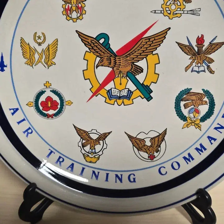 [BUNJANG] Republic of Korea Air Force Training Command Commemorative Ceramic Display Plate / 공군 교육사령부 기념 도자기장식 접시