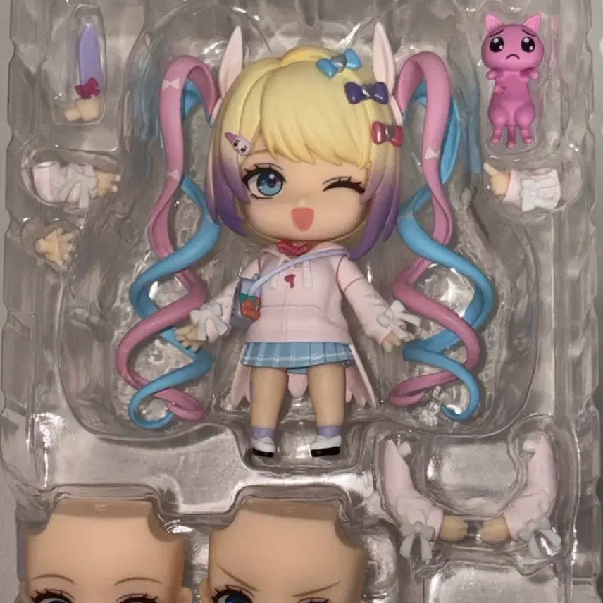[BUNJANG] Nendoroid Chouten Casual Wear Figure with Macaron &amp; Good Smile Company Bonus Parts / 특전포함 니디걸 오버도즈 초텐 사복 넨도로이드 피규어