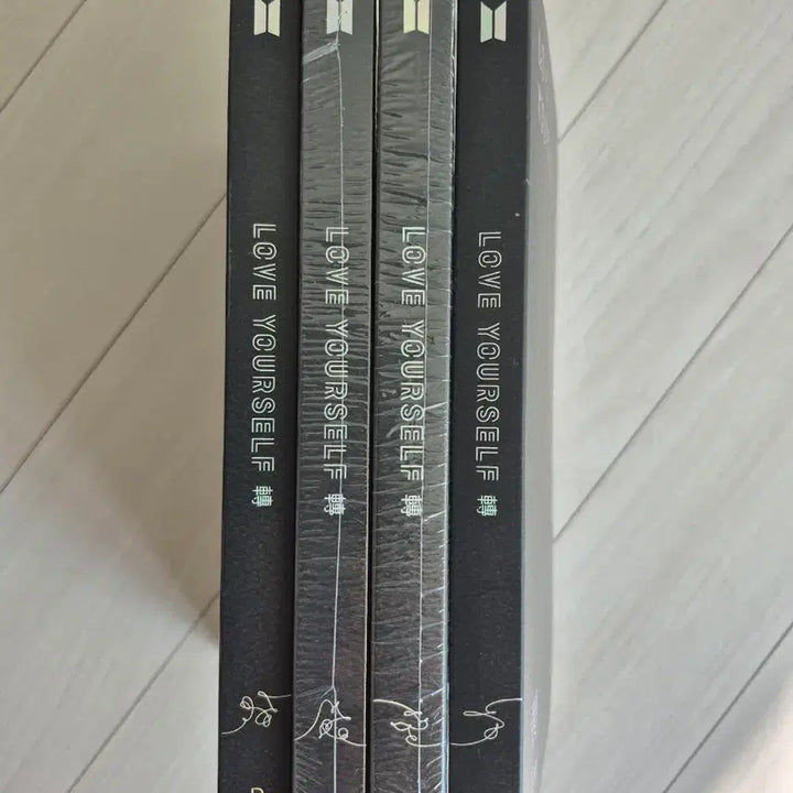 [BUNJANG] BTS LOVE YOURSELF 轉 TEAR Album Set (2 Sealed, 2 Unsealed) / 미개봉 2개 방탄소년단 LOVE YOURSELF 앨범 4종