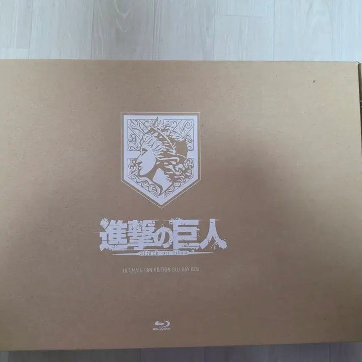 [BUNJANG] Attack on Titan UFE Blu-ray (Sealed) / 진격의 거인 UFE 블루레이 미개봉