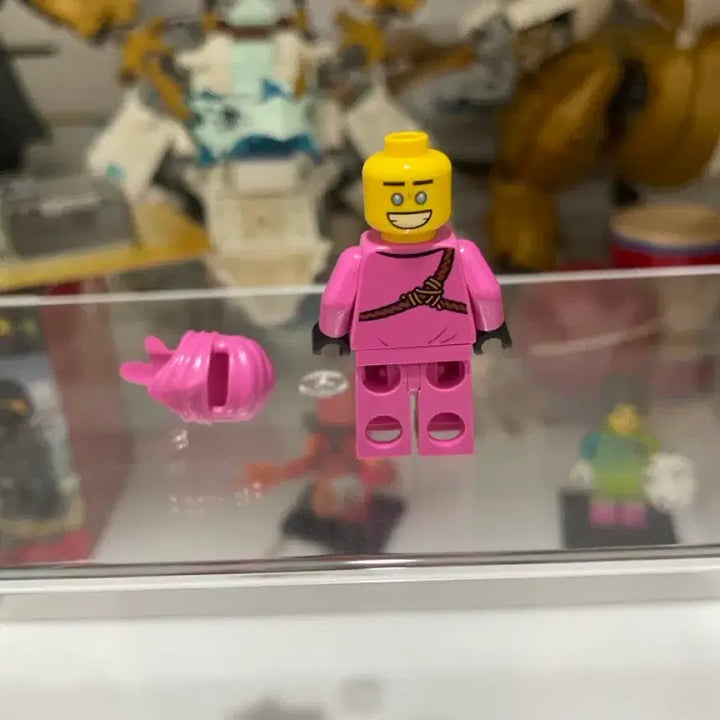 [BUNJANG] LEGO Ninjago Pink Zane Minifigure / 레고 닌자고 핑크 쟌 팝니다