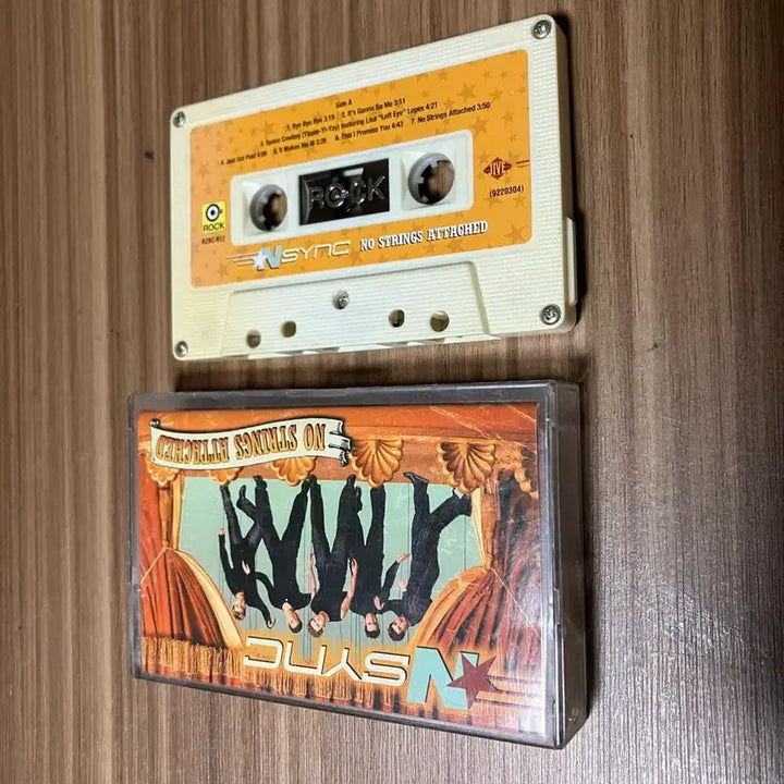 [BUNJANG] NSYNC No Strings Attached Cassette Tape / 엔싱크 NSYNC 노 스트링스 어태치드 카세트 테이프