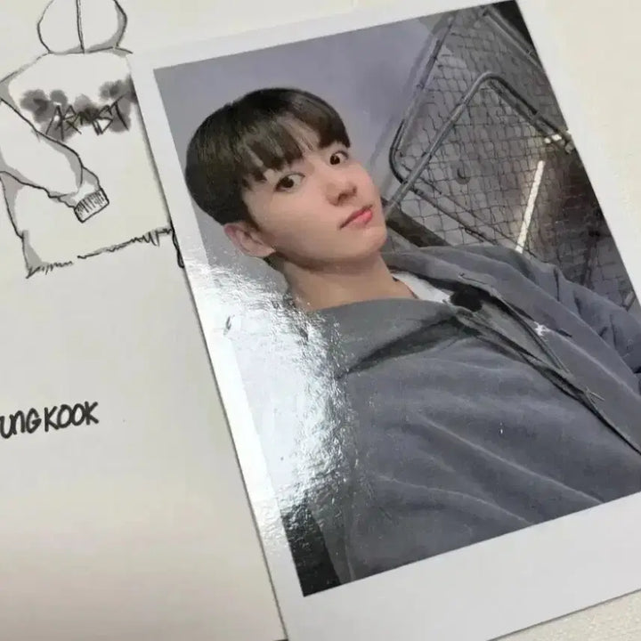 [BUNJANG] BTS Jungkook Artist-Made Mood Lamp Photocard + Making Log / 방탄 정국 아티스트 메이드 무드등 포카 + 메이킹 로그