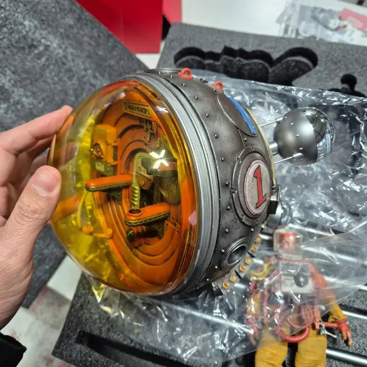 [BUNJANG] DAMTOYS Coaldog Astronaut Endless Trip 2 Figure (Opened) / 댐토이 coadog 코얼독 콜독 우주인 엔들리스트립2 피규어 개봉확인품