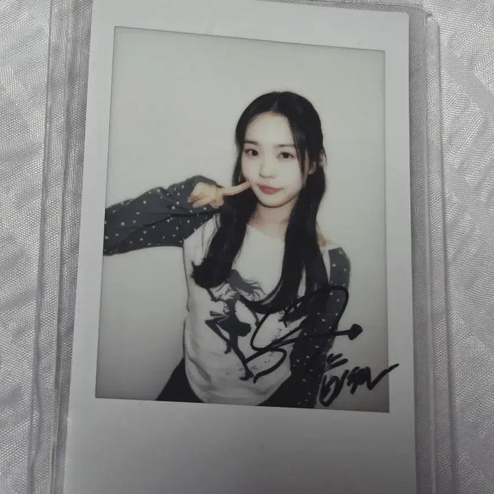 [BUNJANG] TripleS Sumin Signed Polaroid / triples 수민 싸인 폴라로이드 260111 에버라인 MSNZ 트리플에스 친필 싸인 polaroid