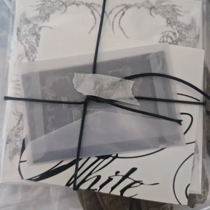 [BUNJANG] B.I (Kim Hanbin) Waterfalls Physical CD (Sealed) / 편힘찬 순수감염 피지컬cd 미개봉