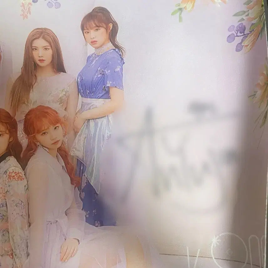 [BUNJANG] IZ*ONE Ahn Yujin Signed Sudden Attack Mousepad / 아이즈원 안유진 사인 서든어택 마우스패드