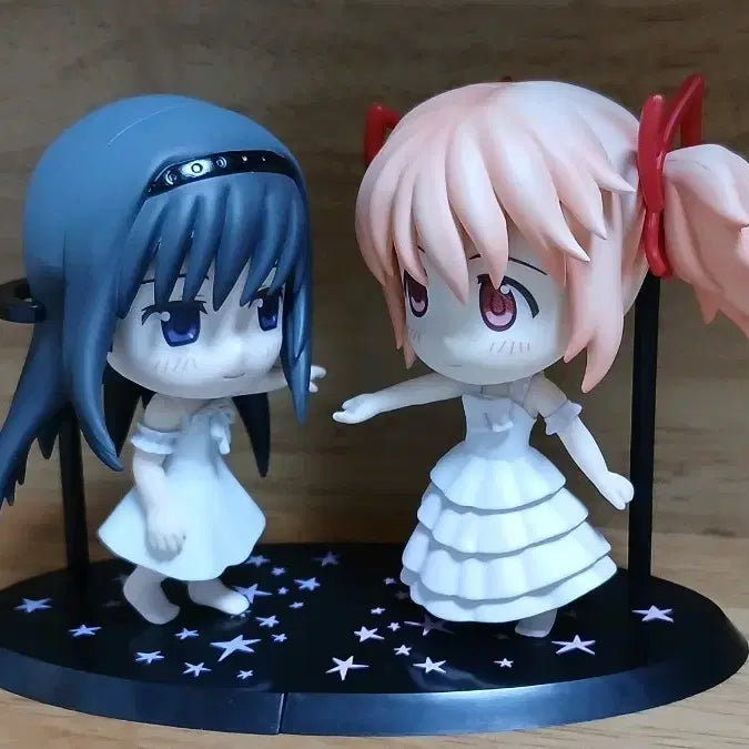 [BUNJANG] Puella Magi Madoka Magica Homura Akemi White Dress Chibi Kyun Character Figure / 마법소녀 마도카 마기카 마마마 호무라 흰원피스 치비큥 큥캬라 피규어 넨도
