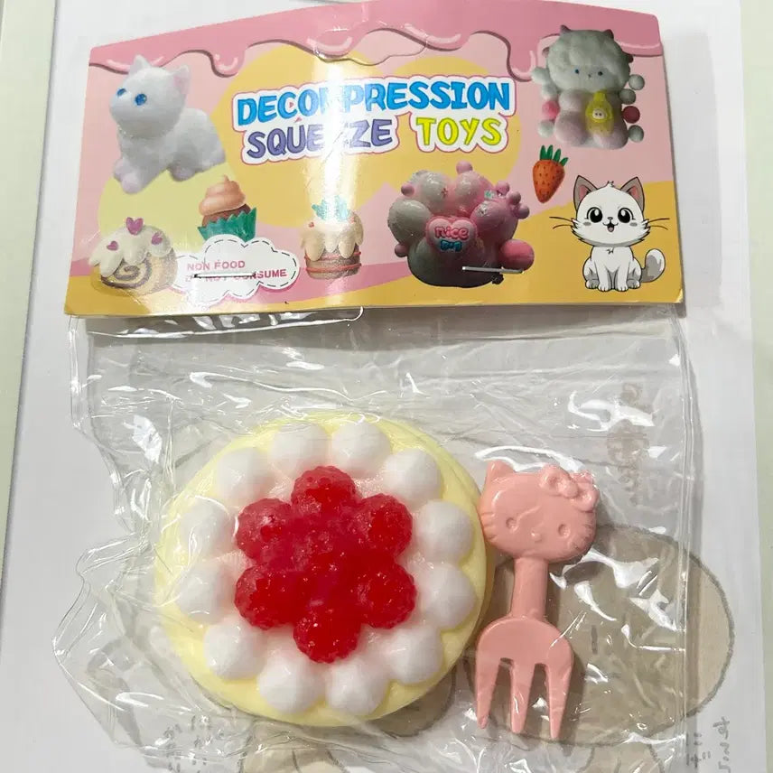 [BUNJANG] Cake Squishy with Kitty Fork / 새상품 케이크 말랑이, 케이크 슬랑이, 키티 포크, 타르트 말랑이