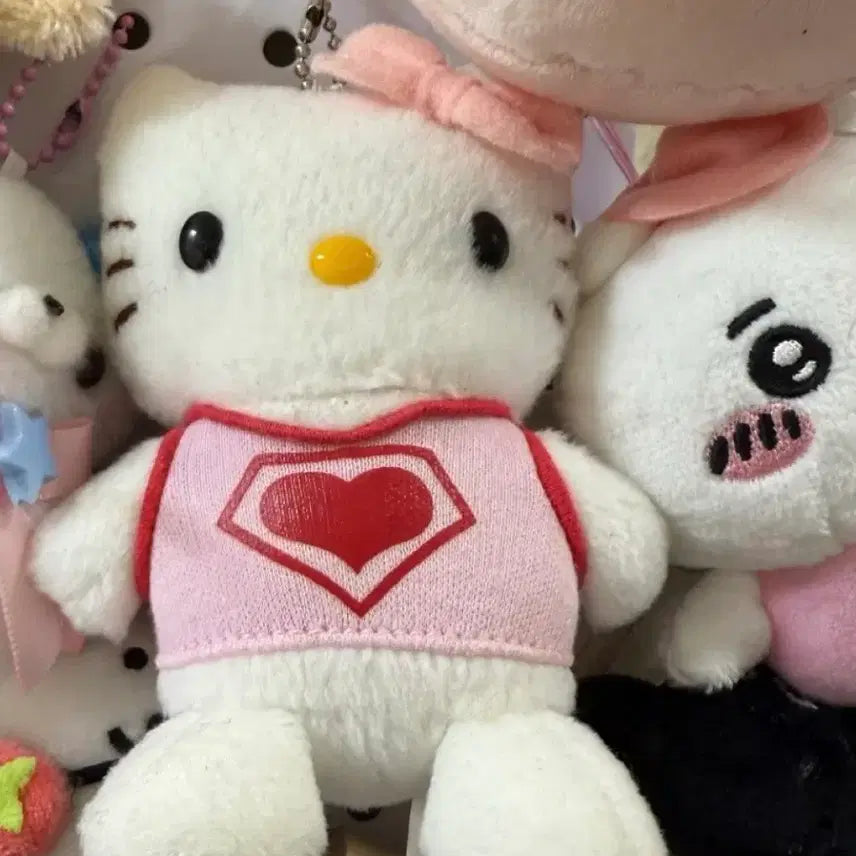 [BUNJANG] Classic Kitty Rubber Club Collaboration Limited Kitty Doll Keyring / 고전키티 러버클럽 콜라보 한정키티 인형키링
