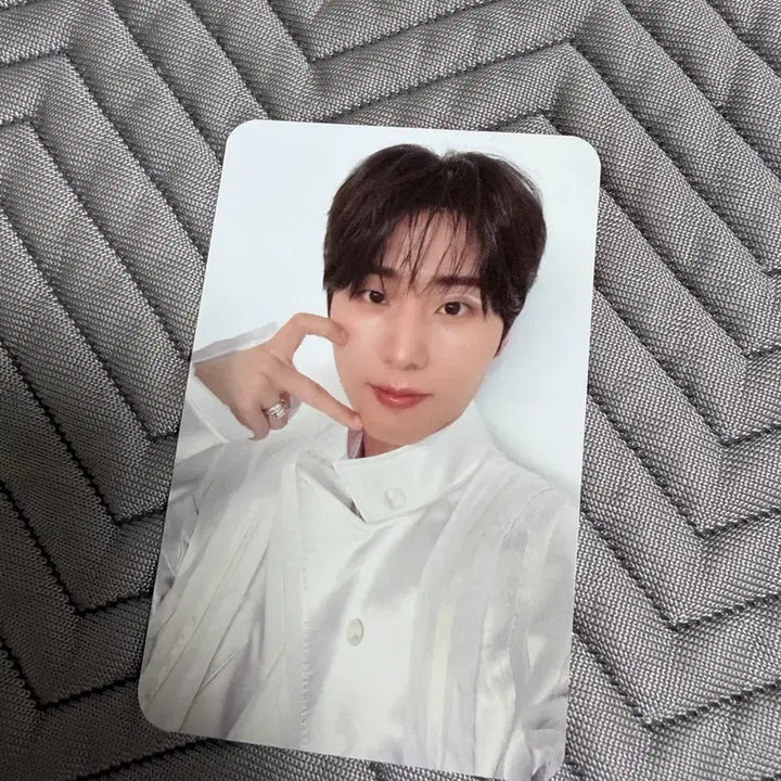 [BUNJANG] Young K YES24 Lucky Draw Photocard / 영케이 예스24 특전포카
