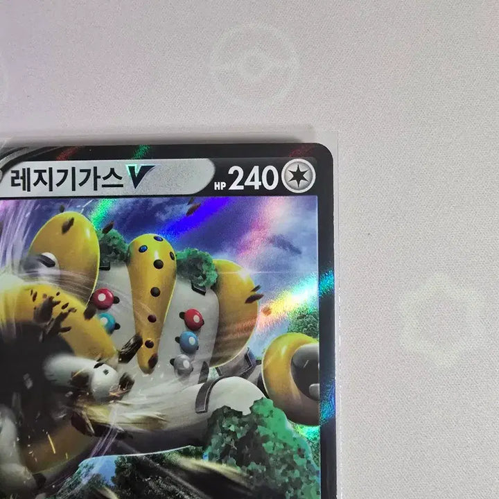 [BUNJANG] Pokemon Card Regigigas V RR 124/172 Korean Edition / 포켓몬카드 레지기가스 V RR 124/172 한글판