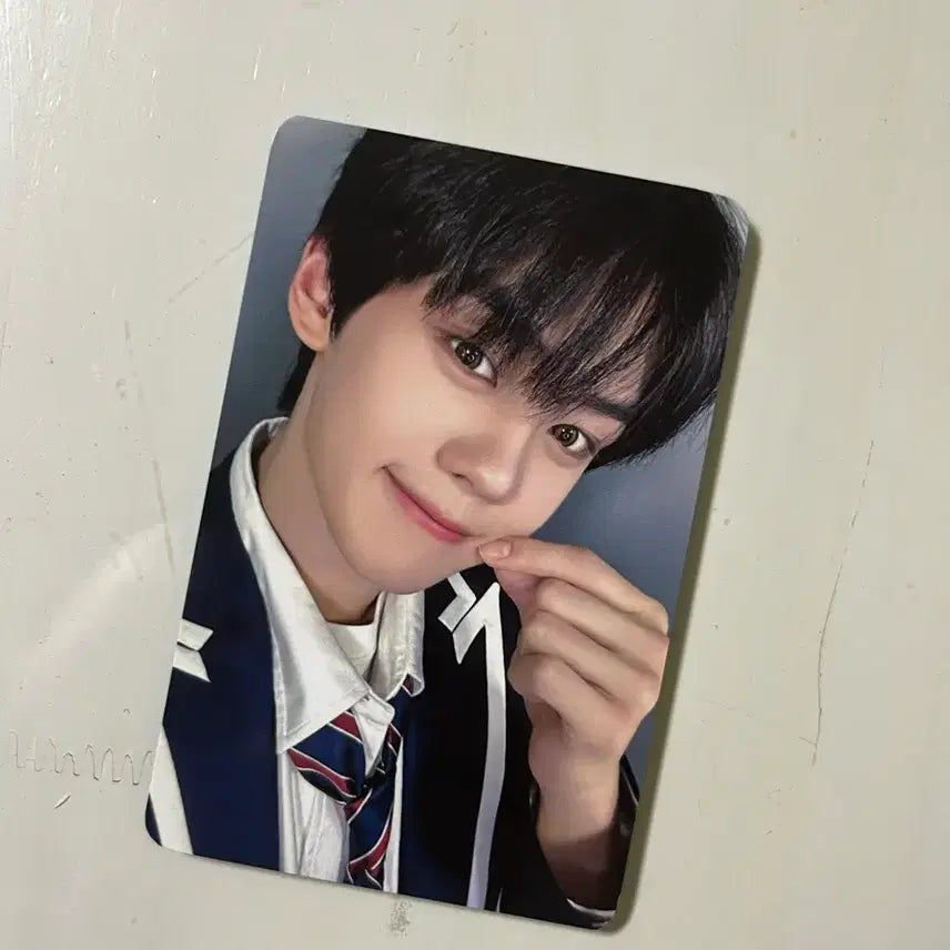 [BUNJANG] ZB1 ZEROBASEONE Kim Gyuvin Timeless World Tour Trading Card / 김규빈 앤더블 제베원 제로베이스원 타임리스 월드투어 트레카 포카