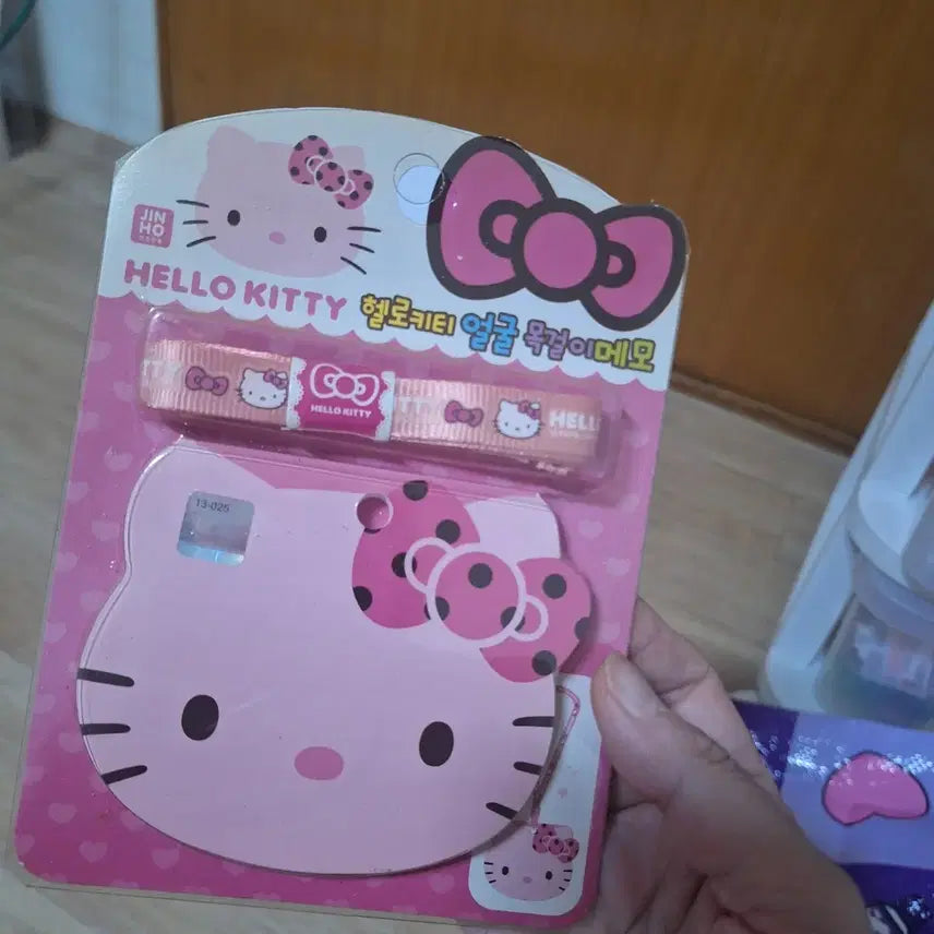 [BUNJANG] Hello Kitty Face Necklace Memo Set / (고전)헬로키티 얼굴 목걸이 메모 세트