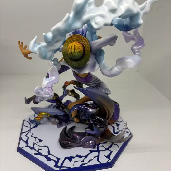 [BUNJANG] One Piece POP Maximum Luffy Gear 5 Nika Figure / 원피스 pop 맥시멈 루피 기어5 니카 피규어