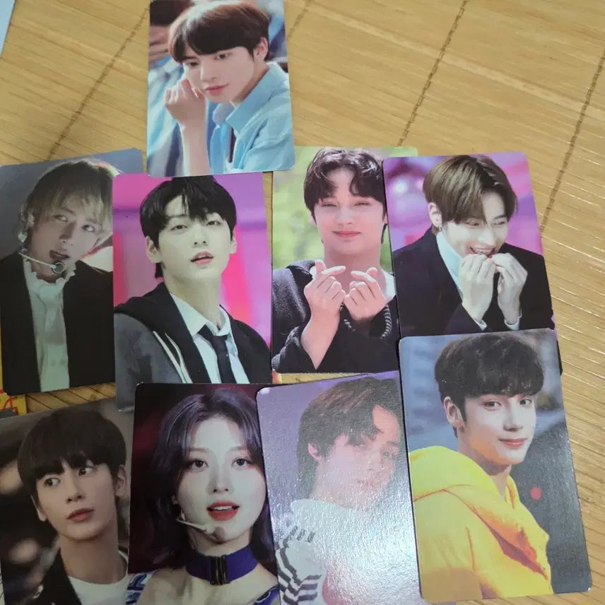 [BUNJANG] TXT (Tomorrow x Together) 9 Photocard Set / 투모로우바이투게더 포토카드 9장 세트