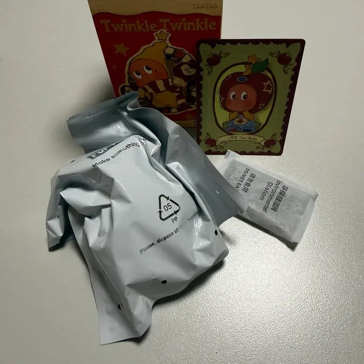 [BUNJANG] Pop Mart Star Apple Sealed / (미개봉) 작은별이 보내는 선물 시리즈 팝마트 사과 star apple