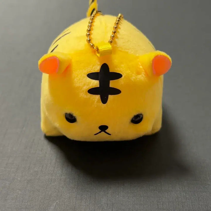 [BUNJANG] Mini Yellow Tiger Plush Keychain / 미니 옐로우 타이거 인형 키링