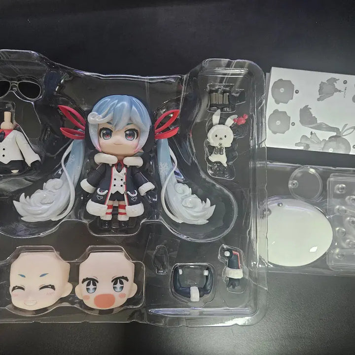 [BUNJANG] Nendoroid 2022 Yukimiku Figure / 넨도로이드 2022 유키미쿠 팝니다