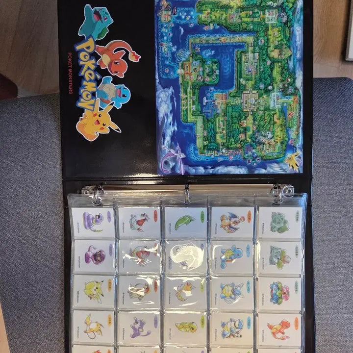 [BUNJANG] Pokemon 30th Anniversary Sticker Collection 100 Types + Gen 1 Design Sticker Book / 포켓몬 30주년 띠부씰 100종+ 1세대 디자인 띠부씰북