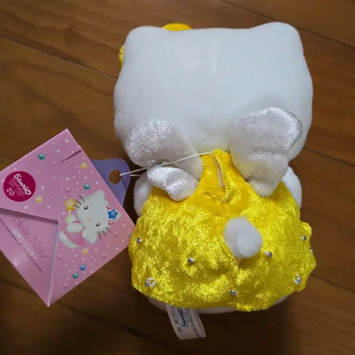 [BUNJANG] Vintage Hello Kitty Plush / 고전키티인형 팝니다.