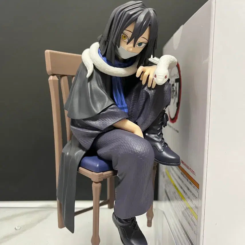 [BUNJANG] Aniplex Obanai Iguro Demon Slayer Seated Figure / 귀멸의 칼날 이구로 오바나이 애니플렉스 좌상 피규어