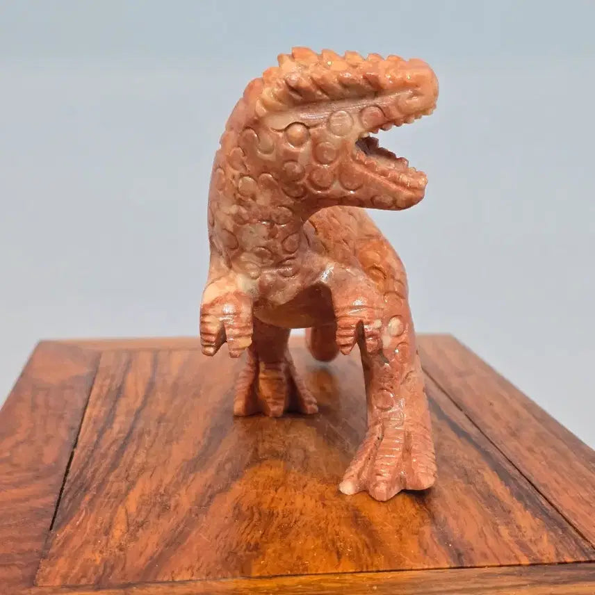 [BUNJANG] T-Rex Mineral Sculpture / 26080507 좋은 기운을 내뿜는 광물 티라노사우르스 조각 수석 팝니다