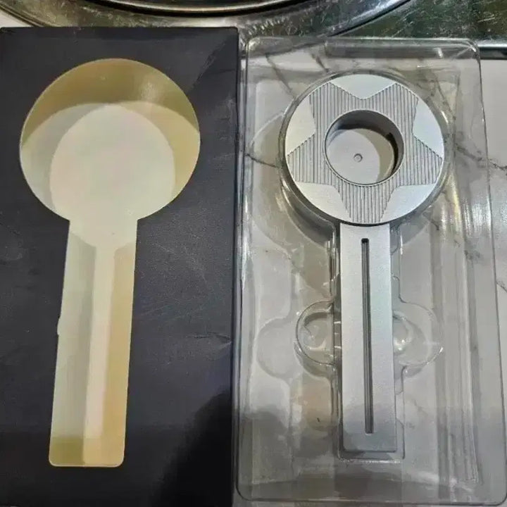 [BUNJANG] TXT (TOMORROW X TOGETHER) Lightstick Stand / 새상품) 투바투 응원봉 스탠드 판매합니다