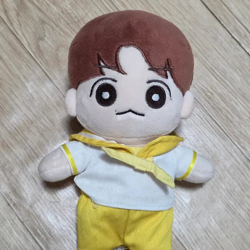 [BUNJANG] EXO Baekhyun Doll / 백현 인형 판매