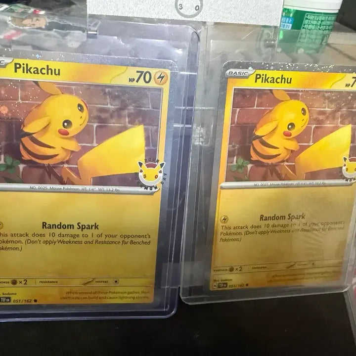 [BUNJANG] Pokemon Cards North America 25th Anniversary Pikachu Bundle Set / 포켓몬 카드 북미피카츄 25주년 에디션 일괄 판매