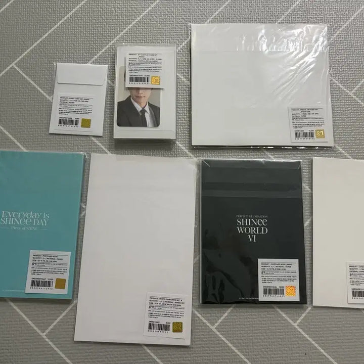 [BUNJANG] SHINee Minho 15th Anniversary Lucky Draw Set / 샤이니 민호 굿즈