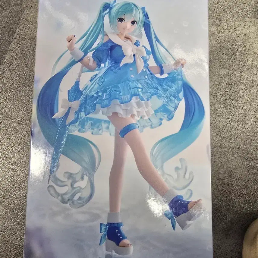 [BUNJANG] Furyu Hatsune Miku Rainy Dance Figure / 후류 하츠네 미쿠 레이니 댄스 피규어