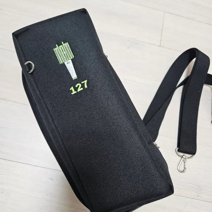 [BUNJANG] NCT127 Lightstick Bag / NCT127 응원봉 가방