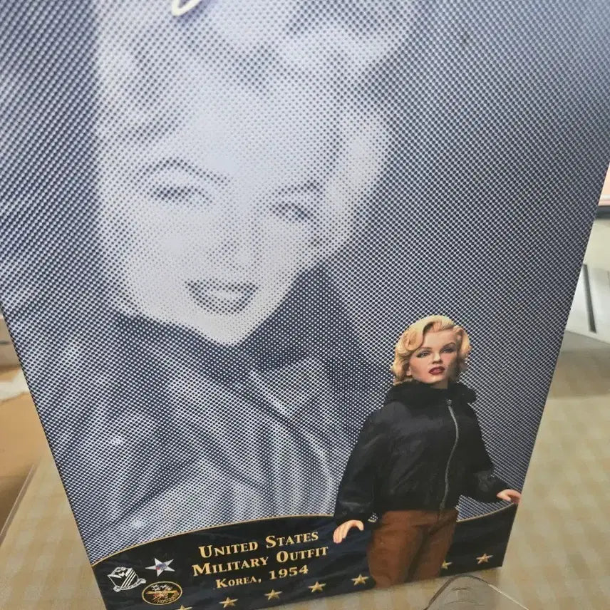 [BUNJANG] Star Ace Toys Marilyn Monroe 1/6 Scale Action Figure - Military Outfit Korea 1954 / 스타에이스 마릴린 먼로 1/6 액션 피규어 - Military Outfit Korea 1954]