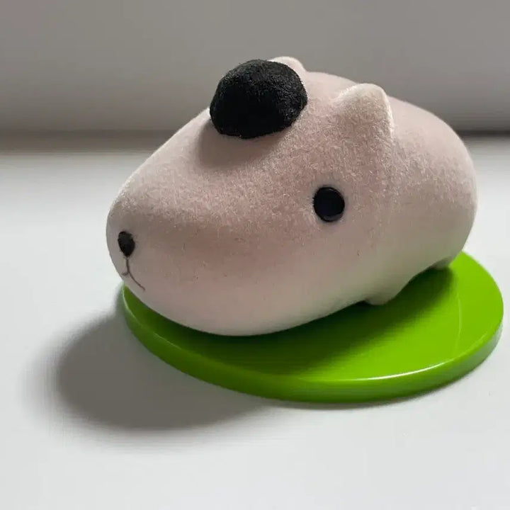 [BUNJANG] Vintage Capybara Figure / 고전카피바라상 피규어