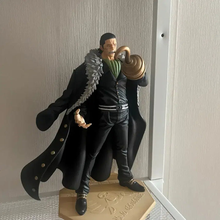 [BUNJANG] One Piece Series NEO-DX Crocodile Figure / pop 원피스 시리즈 NEO-DX 크로커다일 피규어