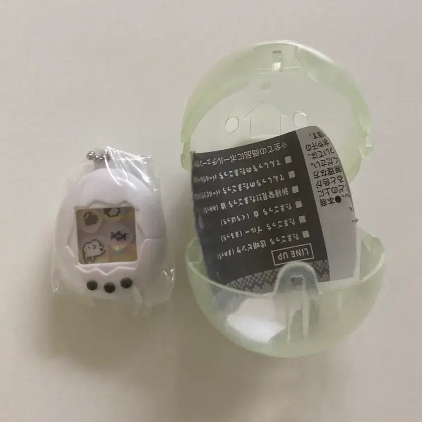 [BUNJANG] Tamagotchi Shakashaka 1st Edition White (Sealed) / 미개봉) 다마고치 샤카샤카 1탄 화이트