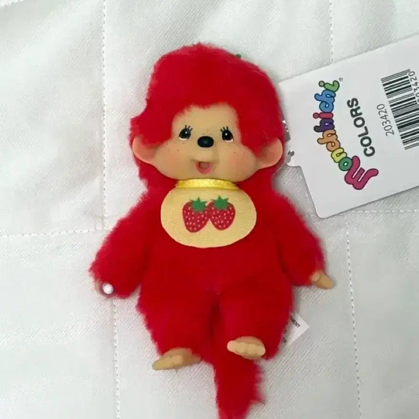 [BUNJANG] Monchhichi Fruit Series Strawberry &amp; Peach Bundle Set / (새상품)과일 시리즈 딸기&amp;복숭아 몬치치 일괄판매