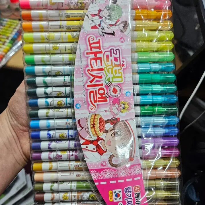 [BUNJANG] Dreaming Patissier 24-Color Scented Marker Set / 꿈의파티시엘 24색 싸인펜 