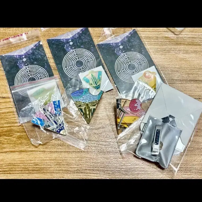 [BUNJANG] Maze Runner Badges Assorted / 메이즈러너 뱃지 여러 종류.. 혈청 등 전부 미사용