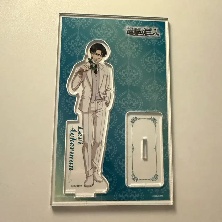 [BUNJANG] Attack on Titan Levi Ackerman Formal Suit Acrylic Stand / 가격고정) 진격의거인 리바이 아커만 철인 백정장 아크릴 스탠드 판매